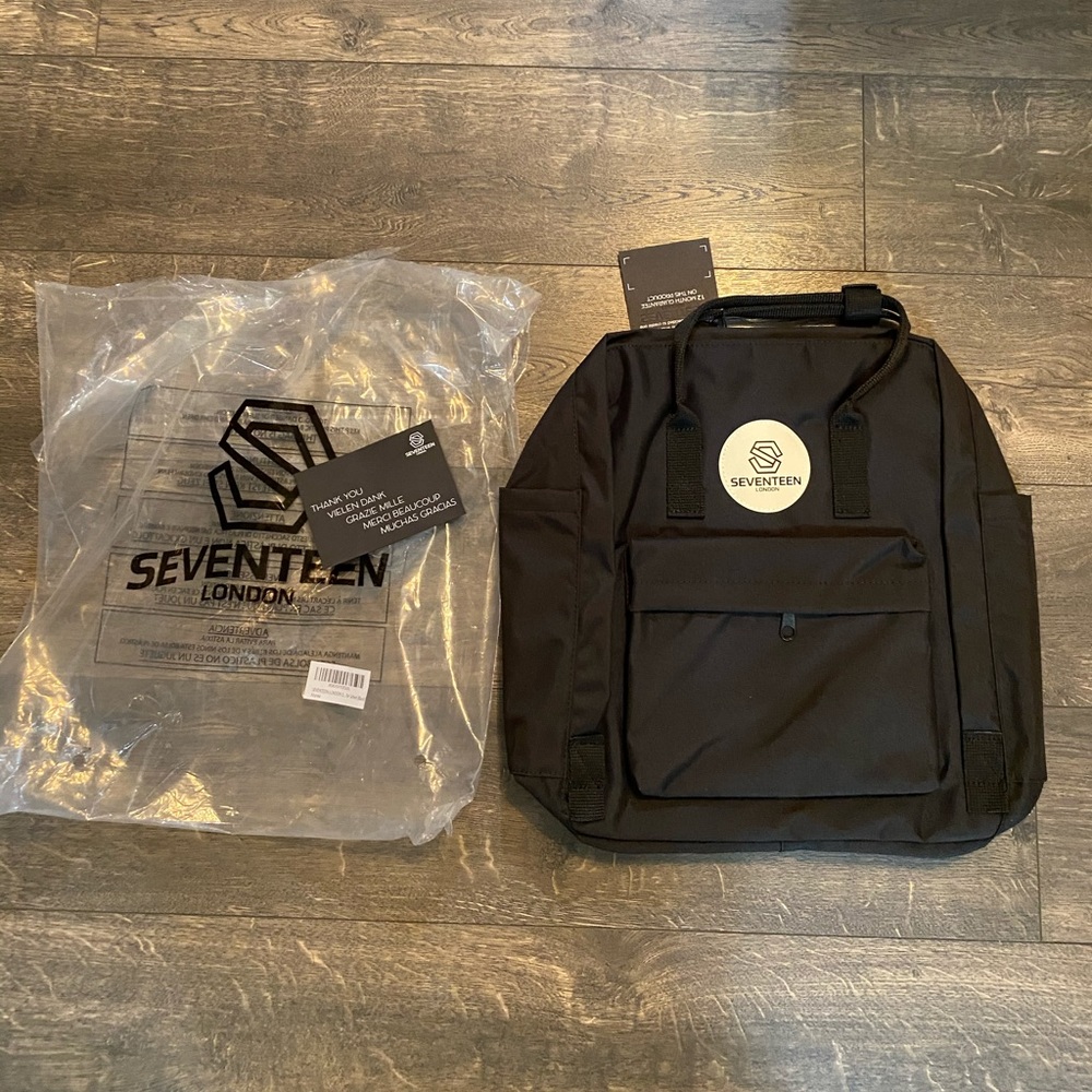 Seventeen‎ Backpack NIB
